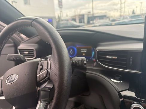 Used 2022 Ford Explorer ST w/ Equipment Group 401A image 39