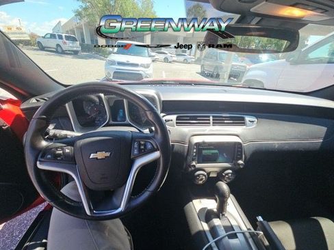 Used 2015 Chevrolet Camaro LT RWD image 13