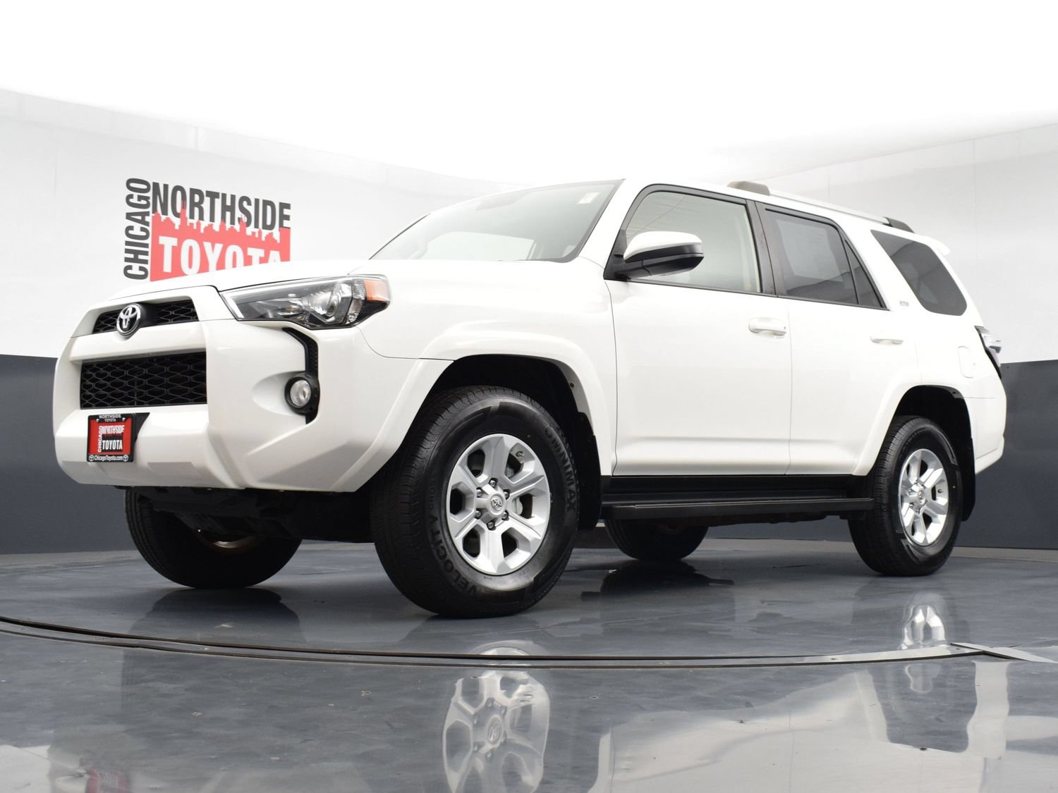 Used 2019 Toyota 4Runner SR5 AWD/4WD image 36