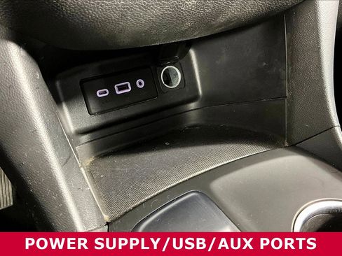 Used 2019 Chevrolet Equinox LT FWD image 14