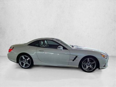 Used 2013 Mercedes-Benz SL 550 image 4