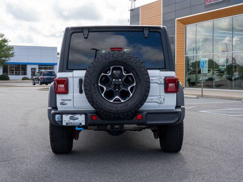 Used 2023 Jeep Wrangler Unlimited Rubicon 4xe AWD/4WD image 6