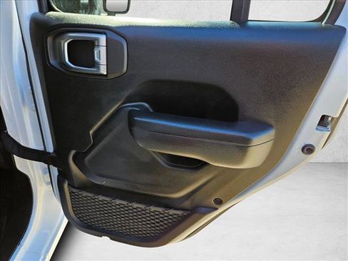 Used 2022 Jeep Wrangler Unlimited Sport w/ Sun And Sound Package image 22