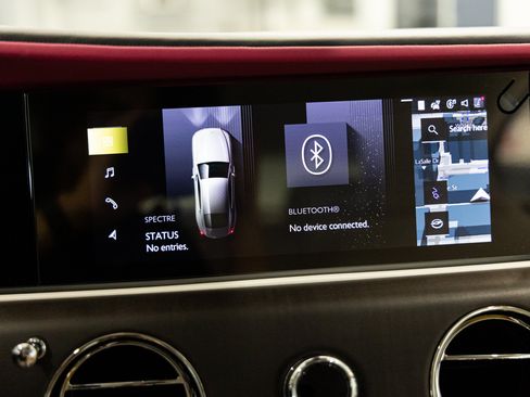 Certified 2024 Rolls-Royce Spectre w/ Spectre Launch Package AWD/4WD image 31