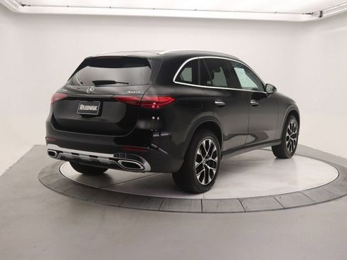 Certified 2025 Mercedes-Benz GLC 350e 4MATIC image 5