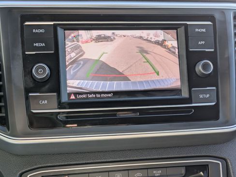 Used 2018 Volkswagen Atlas S image 24