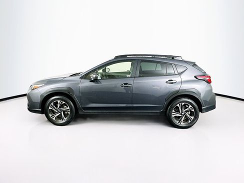 Used 2024 Subaru Crosstrek 2.0i Premium image 4