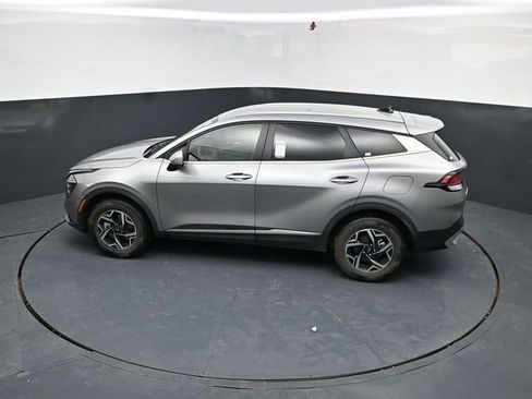 Used 2024 Kia Sportage LX image 36