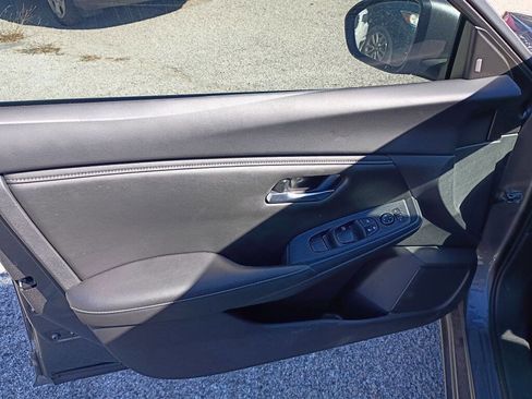 Used 2023 Nissan Sentra SV w/ All-Weather Package image 10