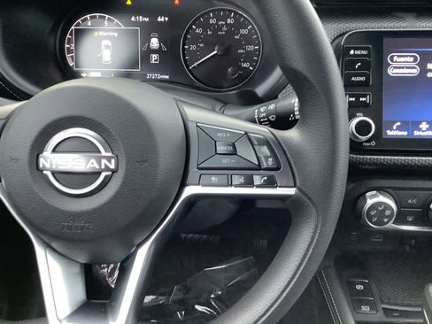 Used 2023 Nissan Kicks SV image 20