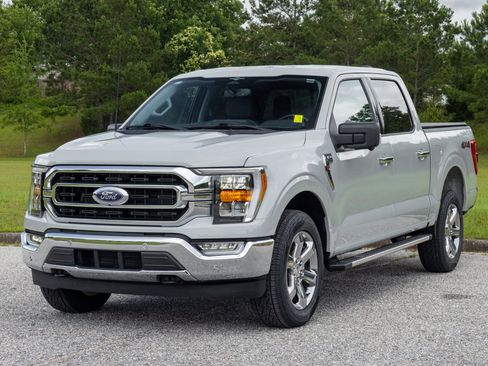 Used 2023 Ford F150 XLT w/ Equipment Group 302A High AWD/4WD image 3