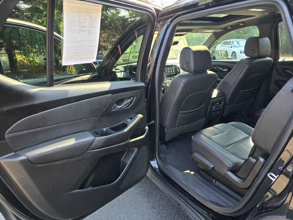 Used 2022 Chevrolet Traverse RS AWD/4WD image 8