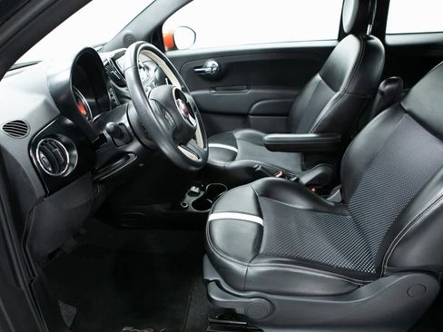 Used 2018 FIAT 500 e w/ Esport Package image 16