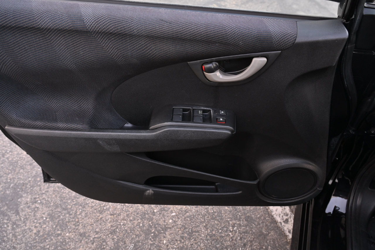 Used 2011 Honda Fit Sport image 21