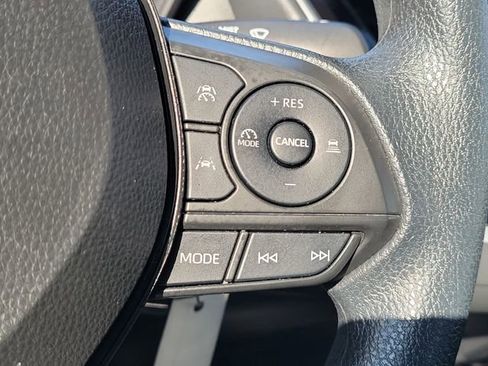 Used 2023 Toyota Corolla LE image 22