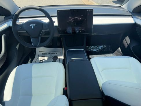 Used 2023 Tesla Model 3 Standard Range RWD image 10