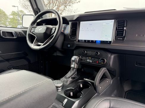 New 2025 Ford Bronco Big Bend w/ Black Diamond Package image 8