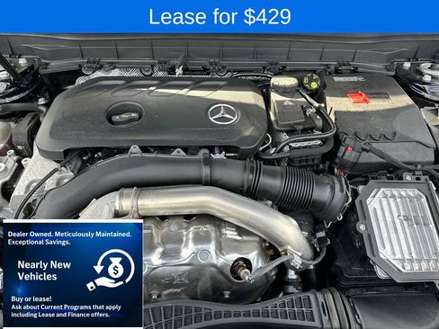 Used 2025 Mercedes-Benz GLB 250 4MATIC image 16