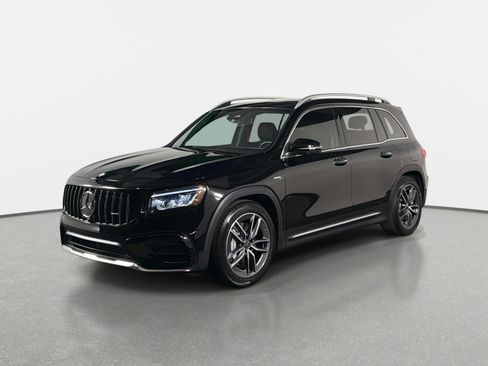 Used 2026 Mercedes-Benz GLB 35 AMG 4MATIC image 7