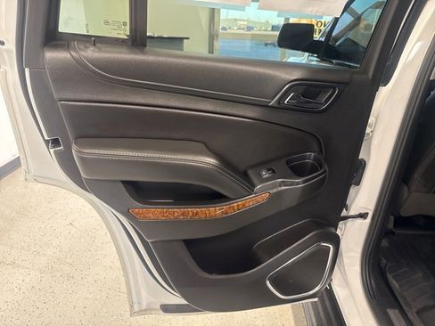 Used 2018 Chevrolet Tahoe Premier image 46