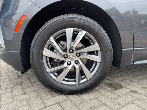 Used 2022 Chevrolet Equinox LT image 11