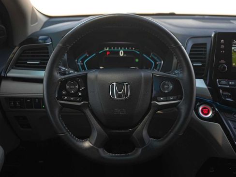 Used 2022 Honda Odyssey Touring image 16