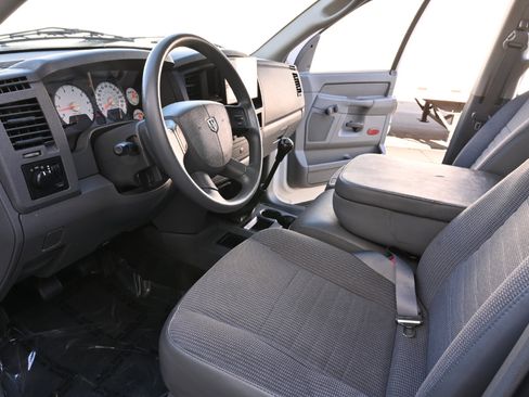 Used 2008 Dodge Ram 2500 Truck ST w/ Popular Equipment Group image 10