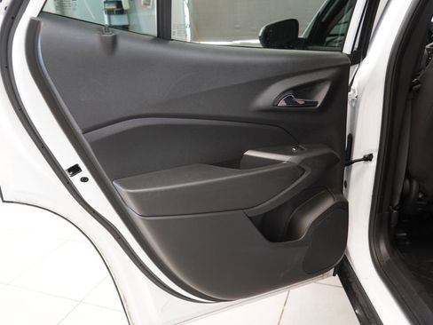 Used 2024 Chevrolet Trax LS w/ LS Convenience Package image 24