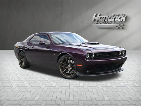 Used 2020 Dodge Challenger R/T Scat Pack w/ Shaker Package RWD image 2
