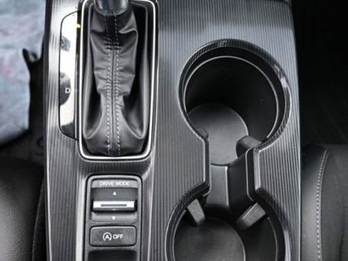 Used 2025 Honda Civic Sport image 16