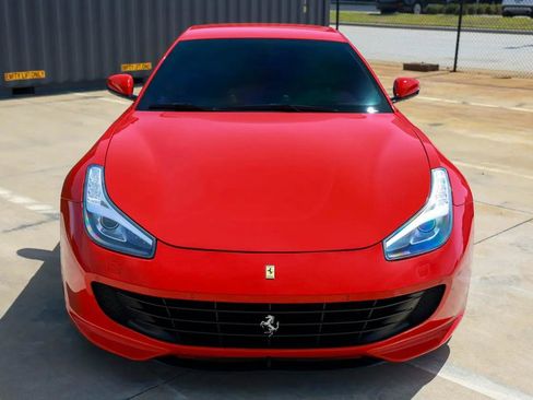 Used 2019 Ferrari GTC4Lusso T image 19