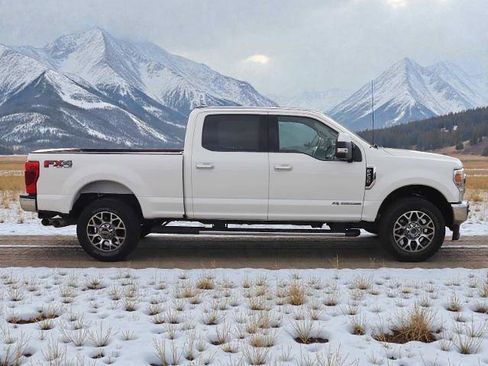 Certified 2020 Ford F250 Lariat w/ Lariat Ultimate Package image 7