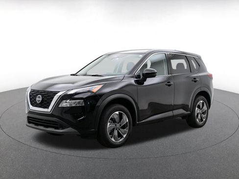 Used 2025 Nissan Rogue SV FWD image 3