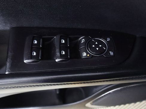 Used 2017 Lincoln MKX Select w/ Select Plus Package image 34