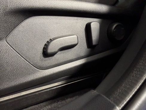 Used 2024 Subaru Crosstrek 2.0i Premium image 22