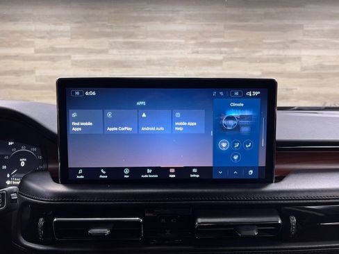 Used 2022 Lincoln Nautilus Reserve w/ Equipment Group 201A image 20