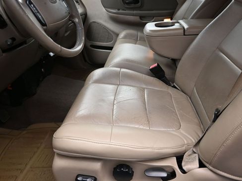 Used 2002 Ford F150 XLT image 13