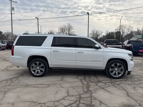 Used 2017 Chevrolet Suburban Premier image 24
