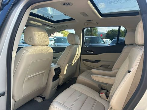 Used 2020 GMC Acadia Denali w/ LPO, Floor Liner Package image 21