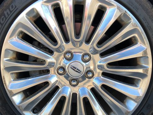 Used 2013 Lincoln MKZ image 9