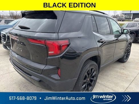 Used 2025 GMC Terrain Elevation w/ Black Edition image 8