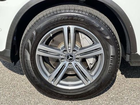 Used 2022 Mercedes-Benz GLC 300 4MATIC w/ Multimedia Package Lite image 13
