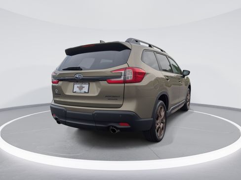 Used 2025 Subaru Ascent Bronze Edition AWD/4WD image 7