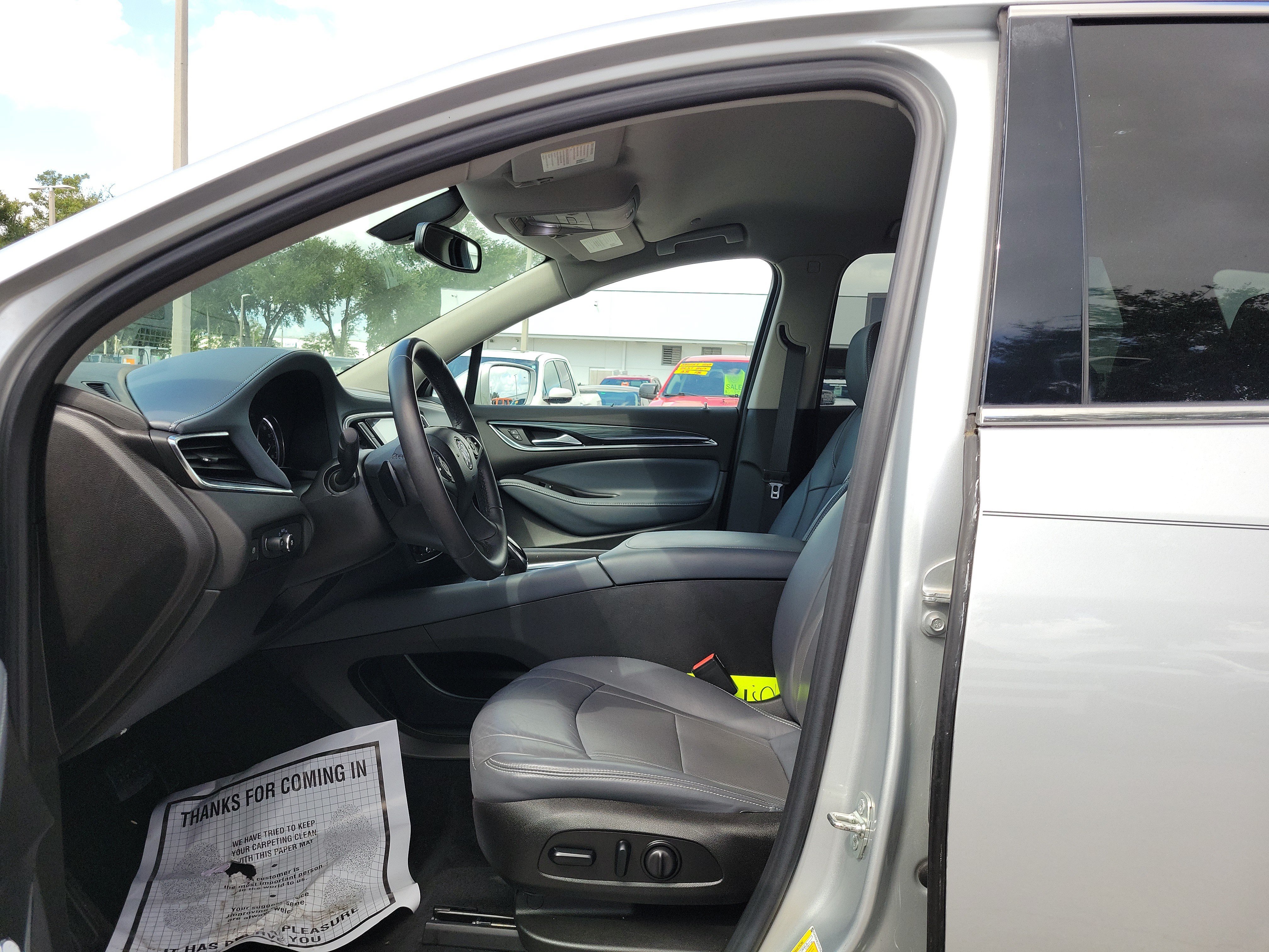 Used 2018 Buick Enclave Essence FWD image 22