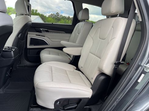Used 2020 Kia Telluride EX w/ EX Premium Package AWD/4WD image 37