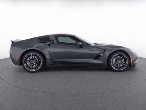 Used 2019 Chevrolet Corvette Grand Sport RWD image 3