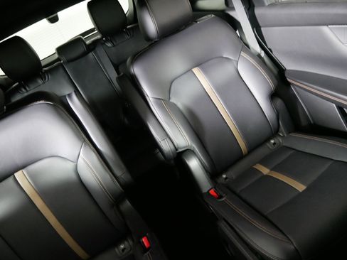 Used 2025 MAZDA CX-90 Plug-In Hybrid w/ Premium Plus image 14