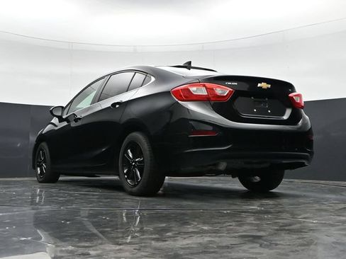 Used 2016 Chevrolet Cruze LT w/ LT Convenience Package FWD image 43
