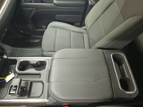 Used 2023 Chevrolet Silverado 1500 RST w/ Redline Edition AWD/4WD image 18