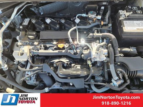 Used 2024 Toyota Corolla LE image 31